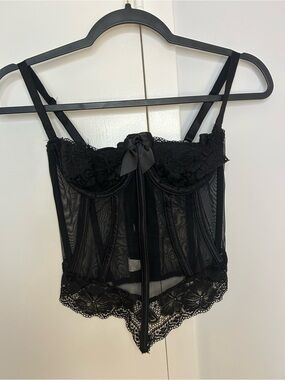 Jezebel Women’s Black Lace & Sheer Bustier Corset Size 34B